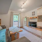 Gastl Apartament *